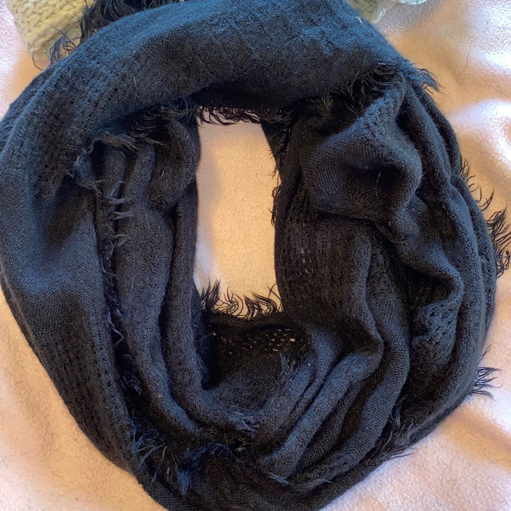 Black infinity scarf